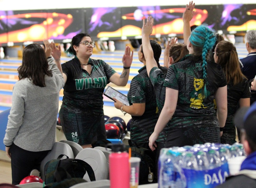 Bowling Closes Out the James Brown Invitational in Sixth Place