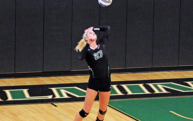 Wilmington Volleyball Serves its Way to CACC Sweep of Felician