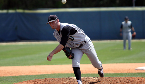 Wilmington Baseball Picks Up First Win, 2-1, In Pitching Duel with No. 23 Southern New Hampshire