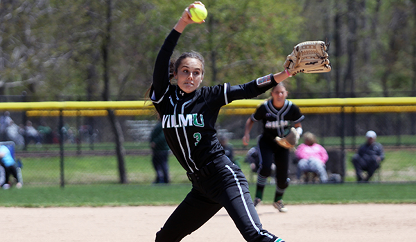 A No-Hitter and Clutch Hitting Move Wilmington Softball into Winner’s Bracket of CACC Tournament