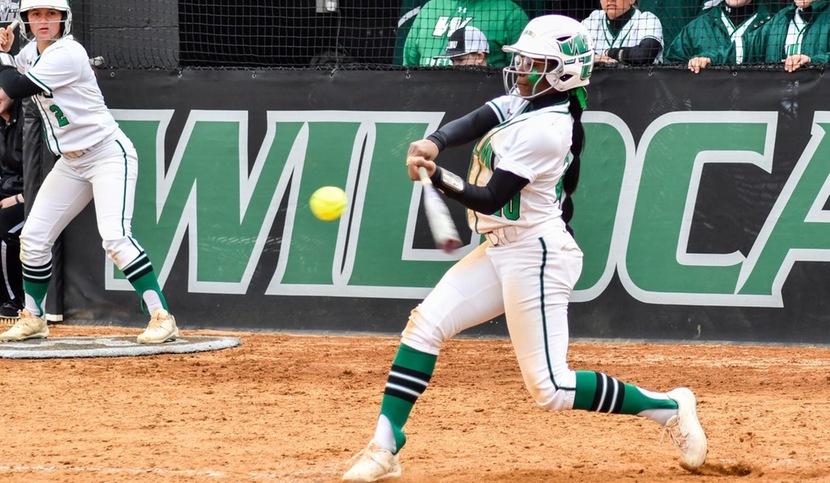 Copyright 2018; Wilmington University. All rights reserved. File photo of Rosa'Lynn Burton who batted 5-for-9 with a double and a triple in the doubleheader against Adelphi. Photo by Luis Rivera. March 17, 2018 vs. Bloomfield.