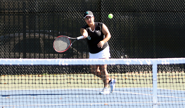 Lauren Kiger’s Win at Number Six Singles Captures 5-4 Victory for Women’s Tennis at Chestnut Hill