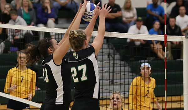 Defense Leads Wilmington Volleyball Past Goldey-Beacom in Straight Sets
