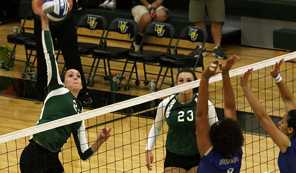 Wilmington Volleyball Bounces Back with CACC Sweep at Dominican